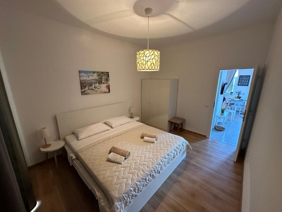 Apartman Diana Mali Losinj Ngoại thất bức ảnh